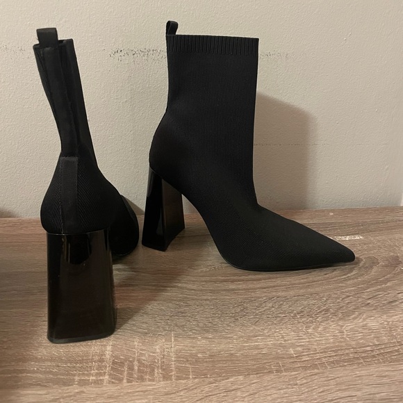 ZARA ankle sock boots - Black - Picture 2 of 2
